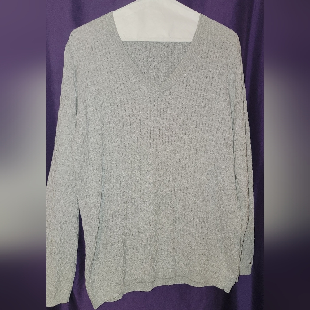 Gray Tommy Hilfiger sweater